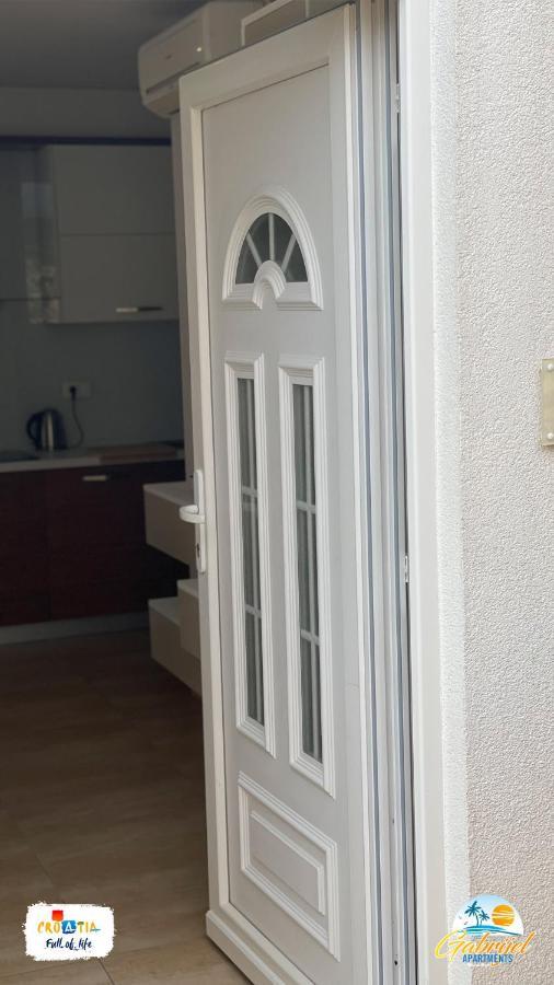 Gabrijel Apartments Makarska 1 Exterior foto